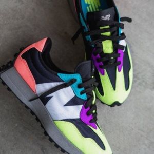 New Balance 327 Black Multi Mens size 10